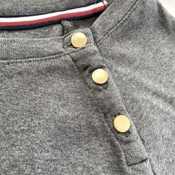 Tommy Hilfiger Tshirt - Picture 2 of 8